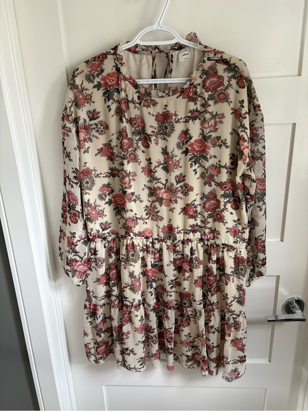 Wilfred Beige Floral Tiered Long-Sleeve Dress